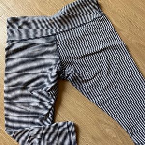 Lululemon Blue and White Checkered Leggings